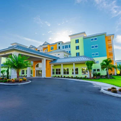 embassy-suites-sunset-walk-front
